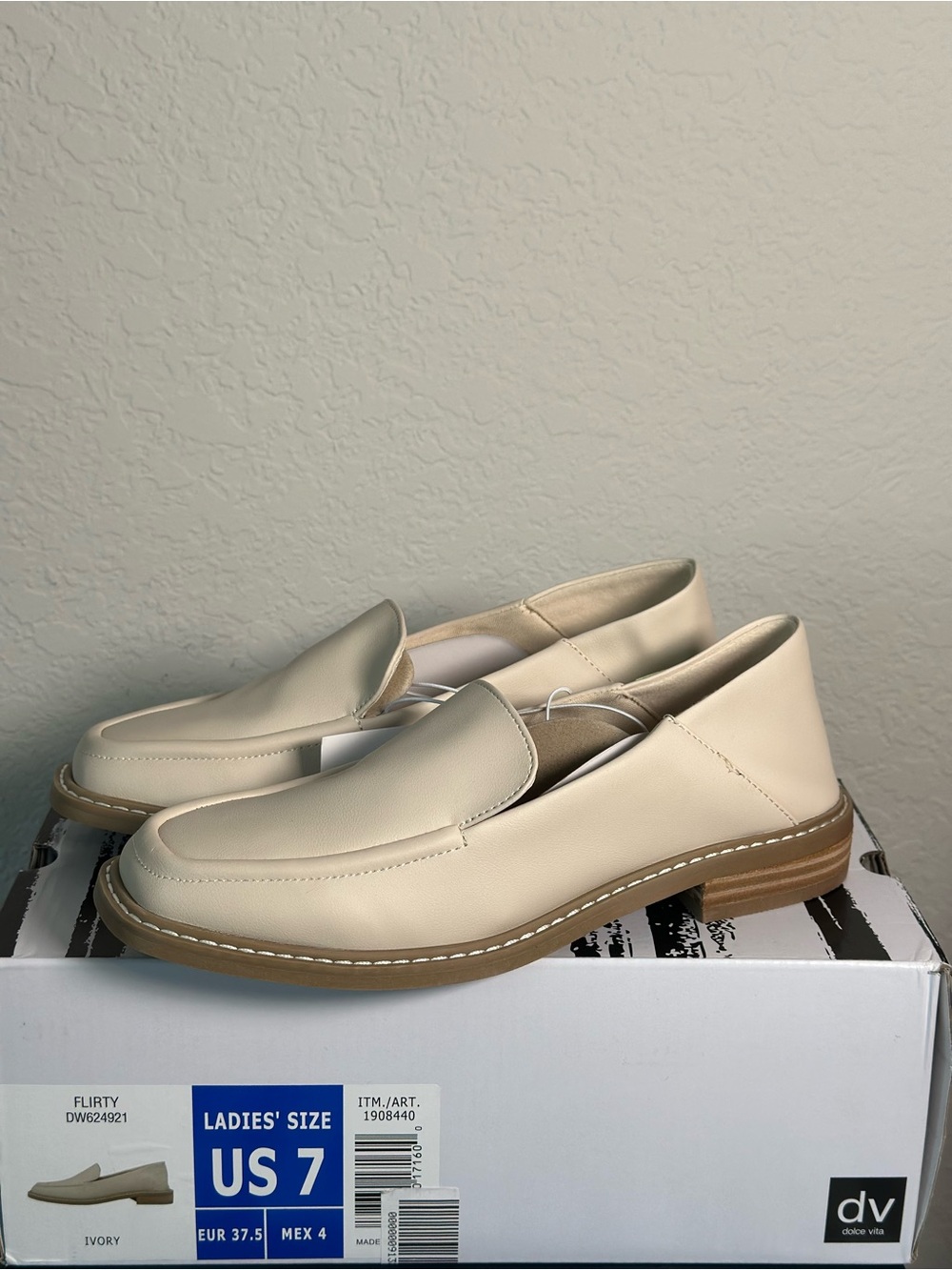 DV by Dolce Vita Flirty Ivory Slip-On Loafers with Tan Sole- Size 7 for W